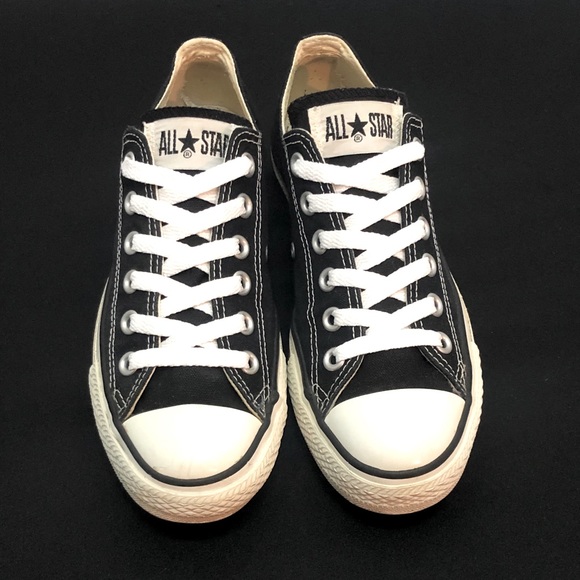 Black converse all stars - Picture 1 of 8